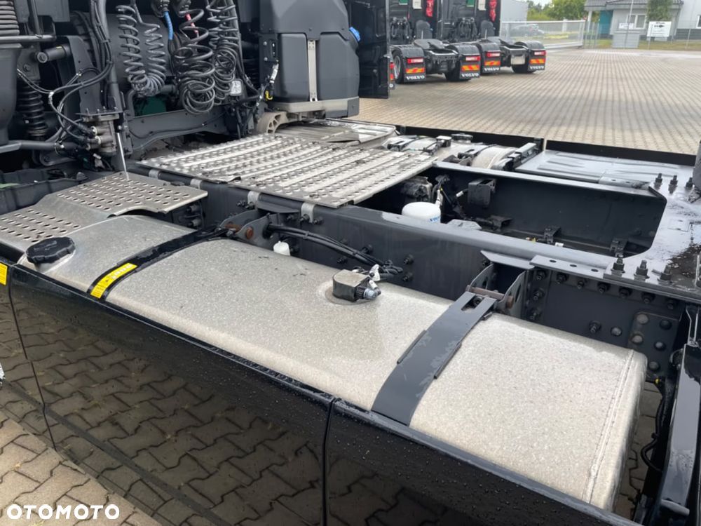 Volvo FH 460 I-Save Globetrotter/ACC/I-Park Cool/Retarder/Euro6e - 3
