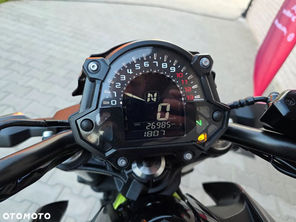 Kawasaki Z 650 - 19