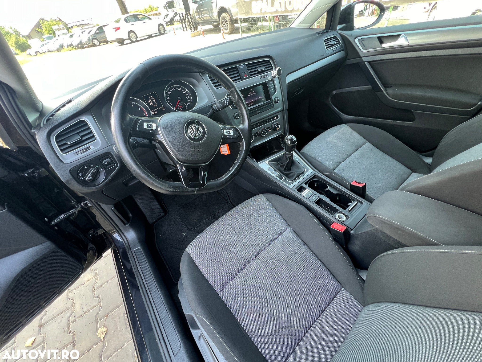 Volkswagen Golf 1.2 TSI BlueMotion Technology Comfortline - 7