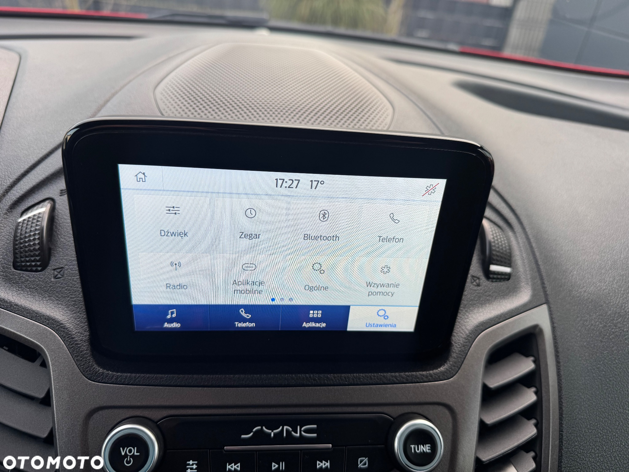 Ford TRANSIT CONNECT - 23