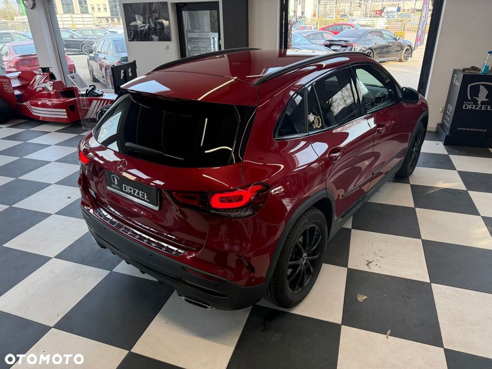 Mercedes-Benz GLA - 5