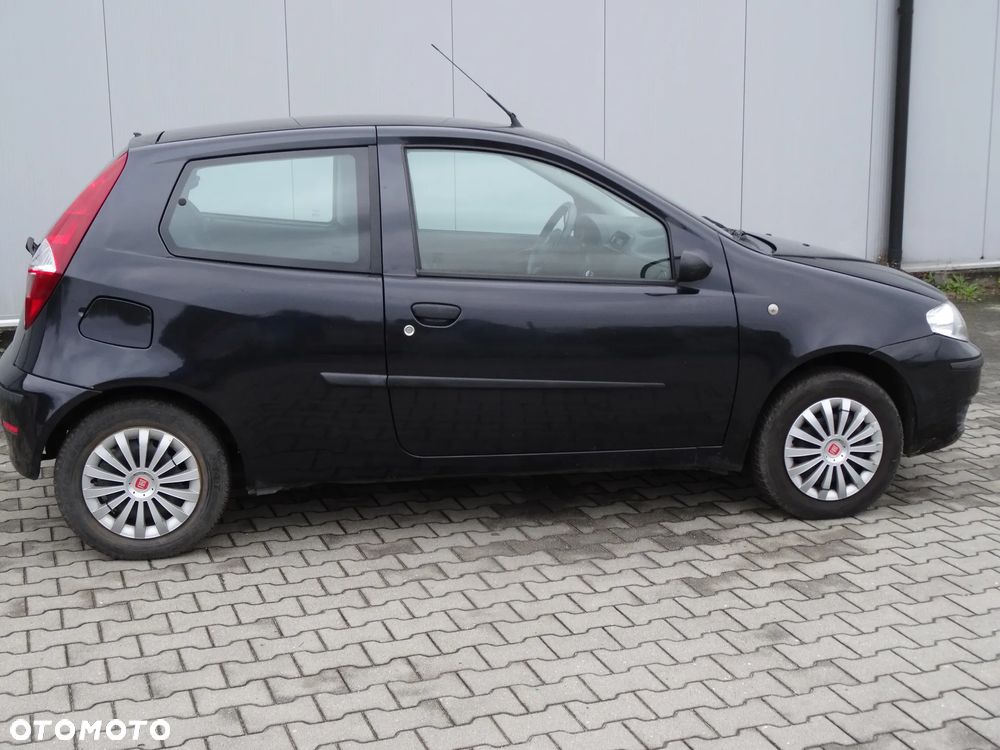 Fiat Punto 1.2 8V - 12