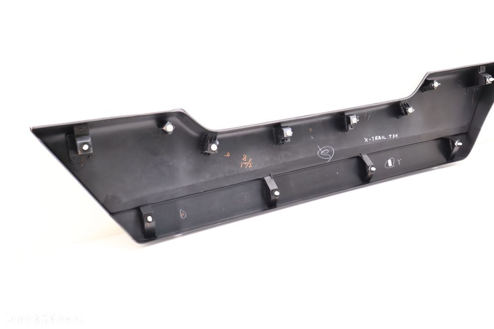 NISSAN X-TRAIL T32 BLENDA KLAPY BAGAŻNIKA 909011DJ0A - 7