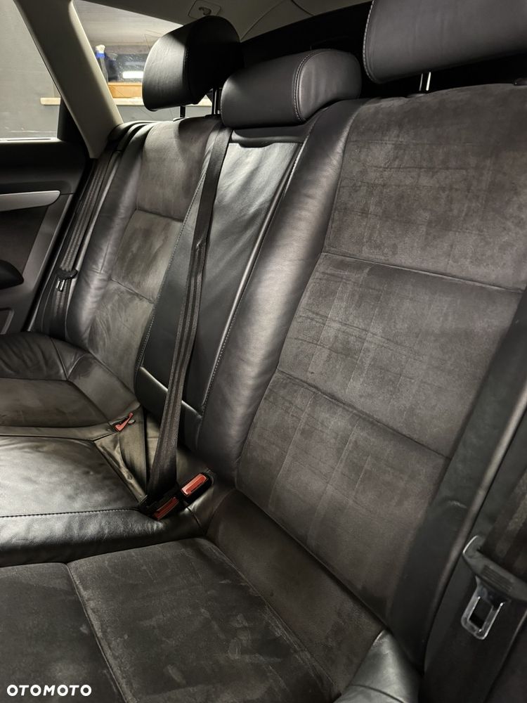 Audi A6 Avant 3.0 TDI DPF quattro tiptronic - 14
