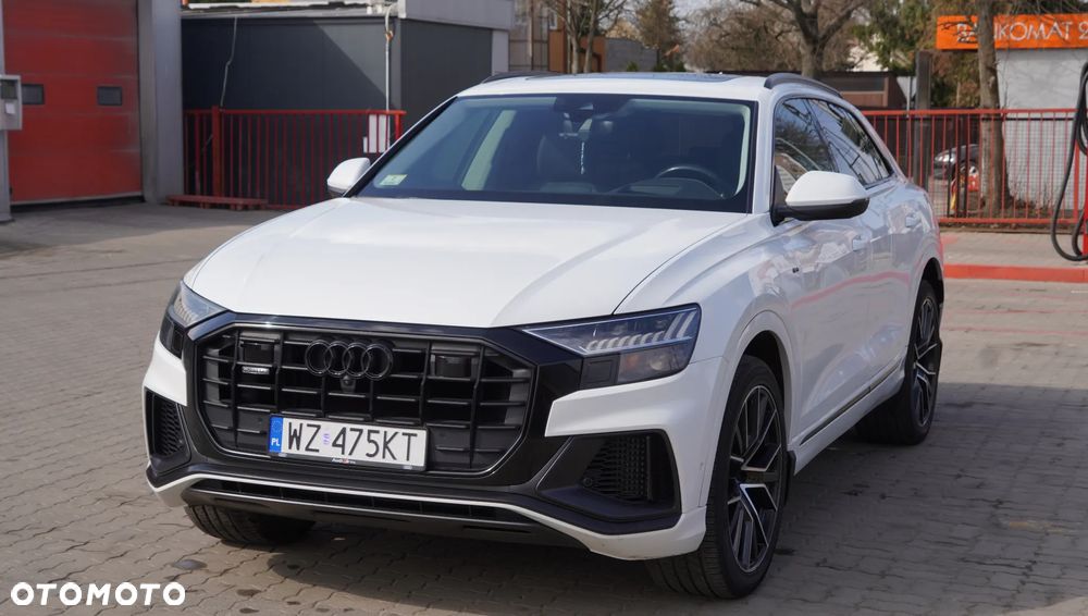 Audi Q8 55 TFSI quattro tiptronic - 15