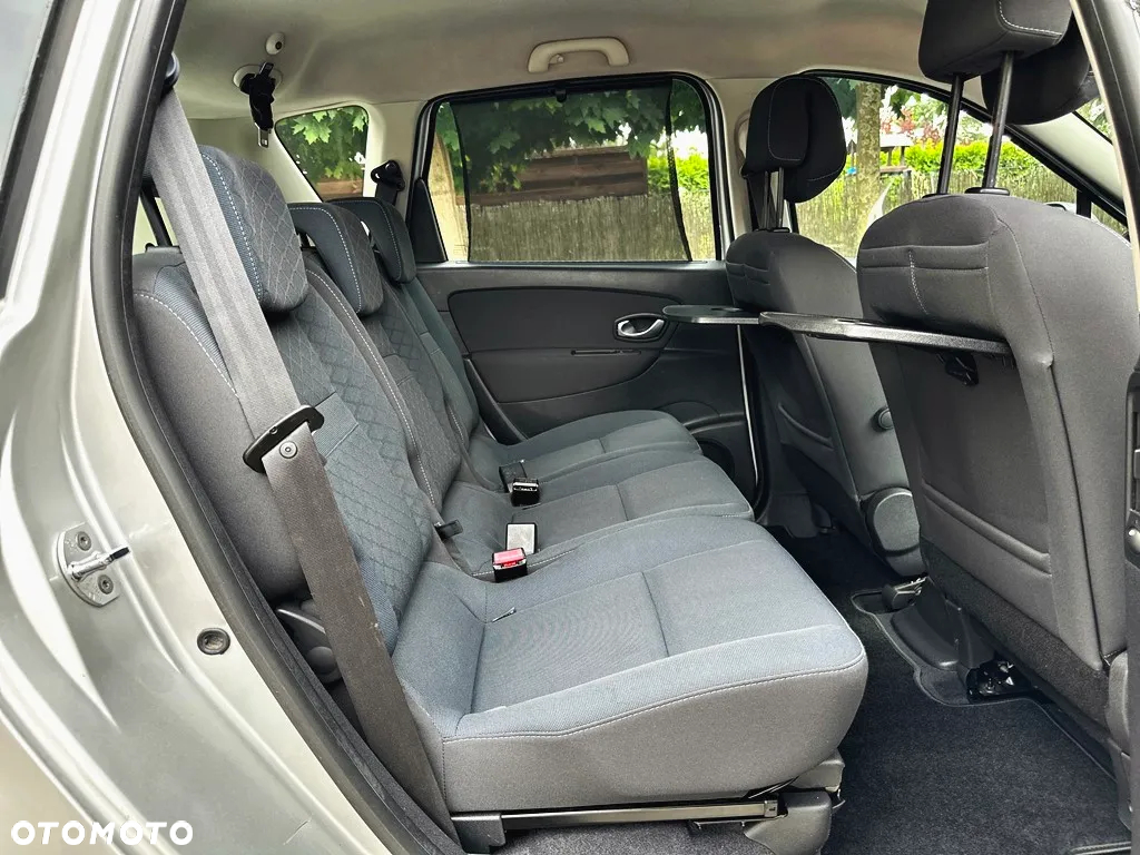 Renault Scenic 1.5 dCi Expression - 9
