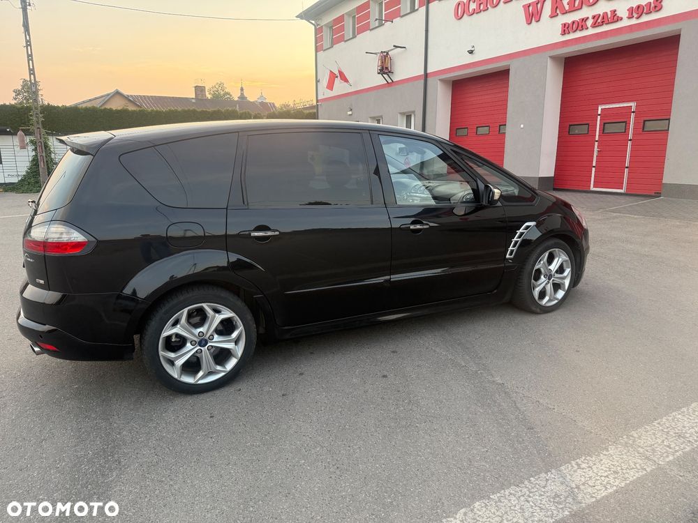 Ford S-Max - 8