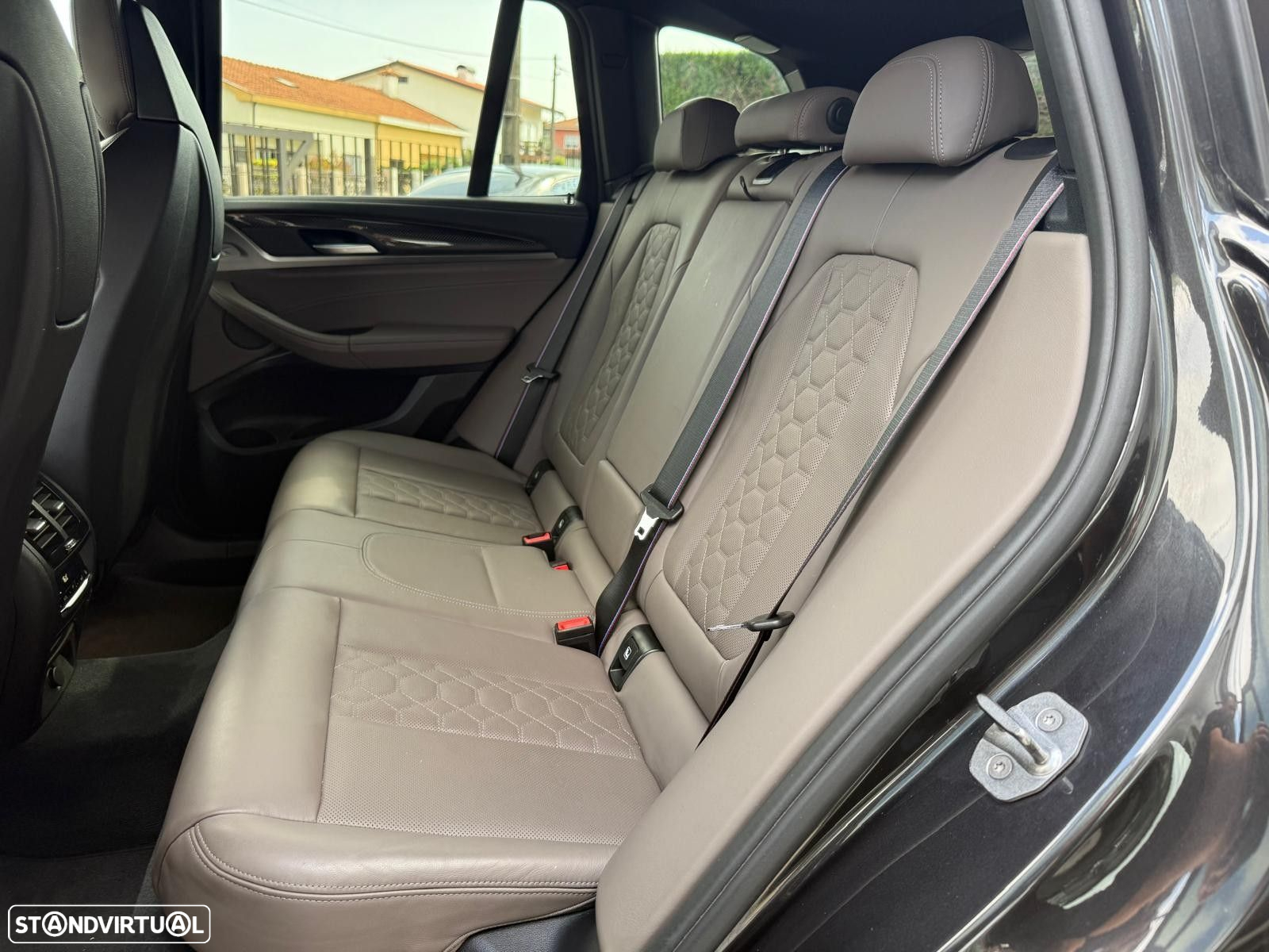 BMW X3 - 16