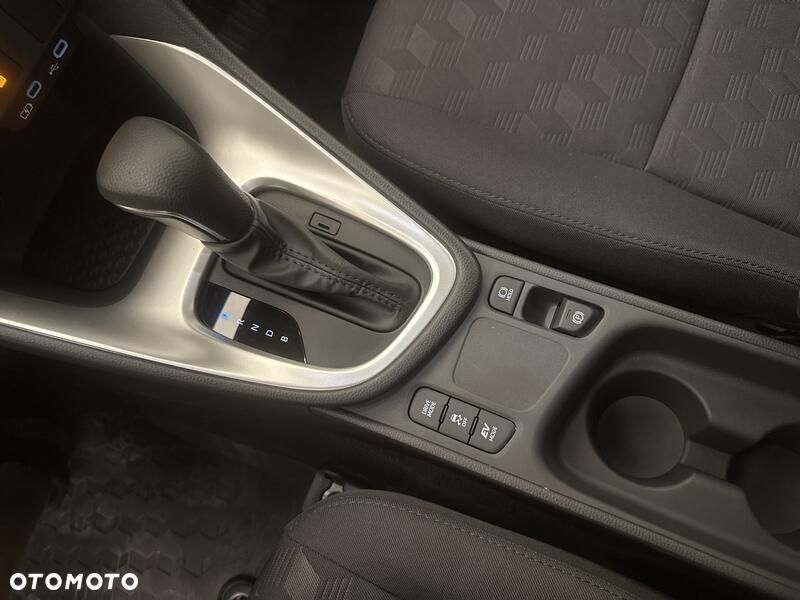 Toyota Yaris Hybrid 1.5 Comfort - 17