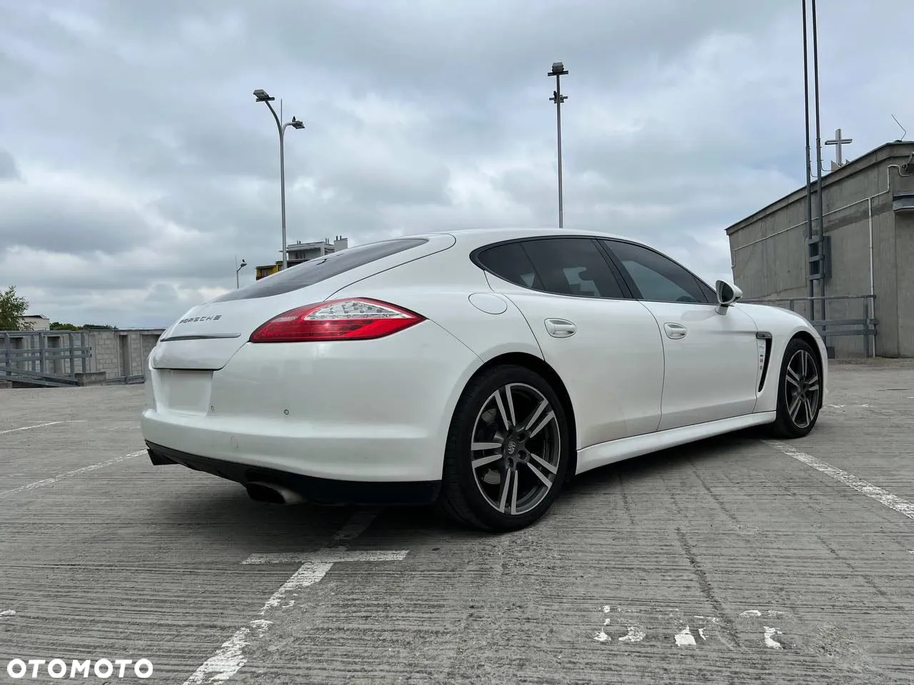 Porsche Panamera 4 PDK - 4