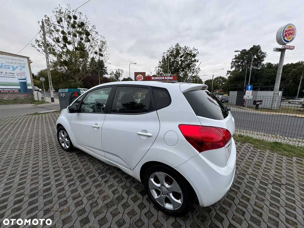 Kia Venga 1.6 CRDi XL - 4