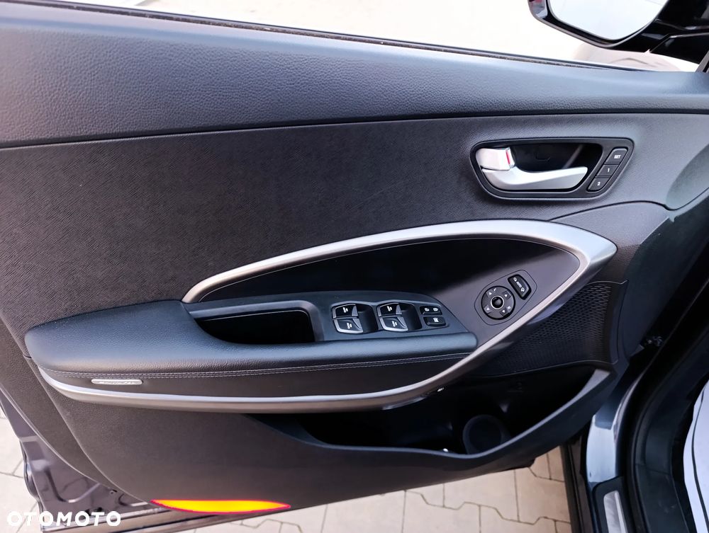 Hyundai Santa Fe blue 2.0 CRDI 4WD Premium - 36