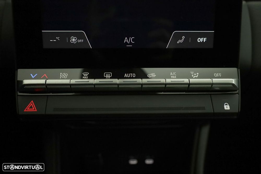 Renault Captur 1.0 TCe Techno Bi-Fuel - 12