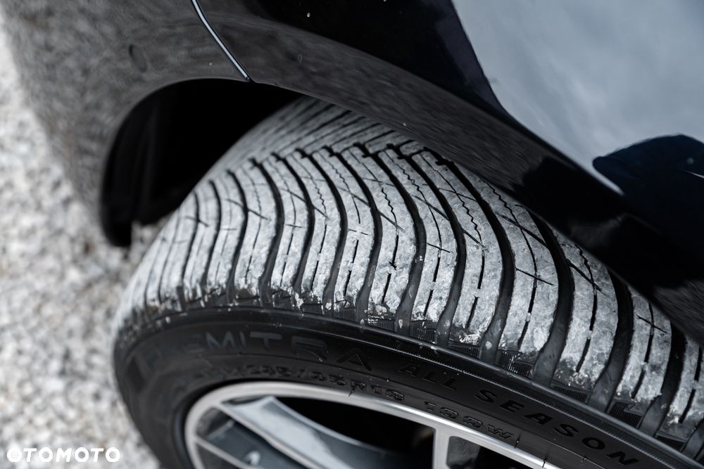 BMW Seria 5 520d M Sport - 39