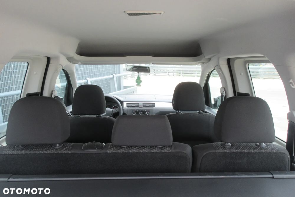 Volkswagen Caddy - 37