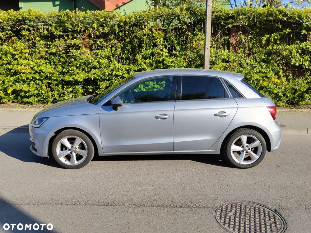 Audi A1 Sportback 1.0 TFSI ultra S tronic - 1