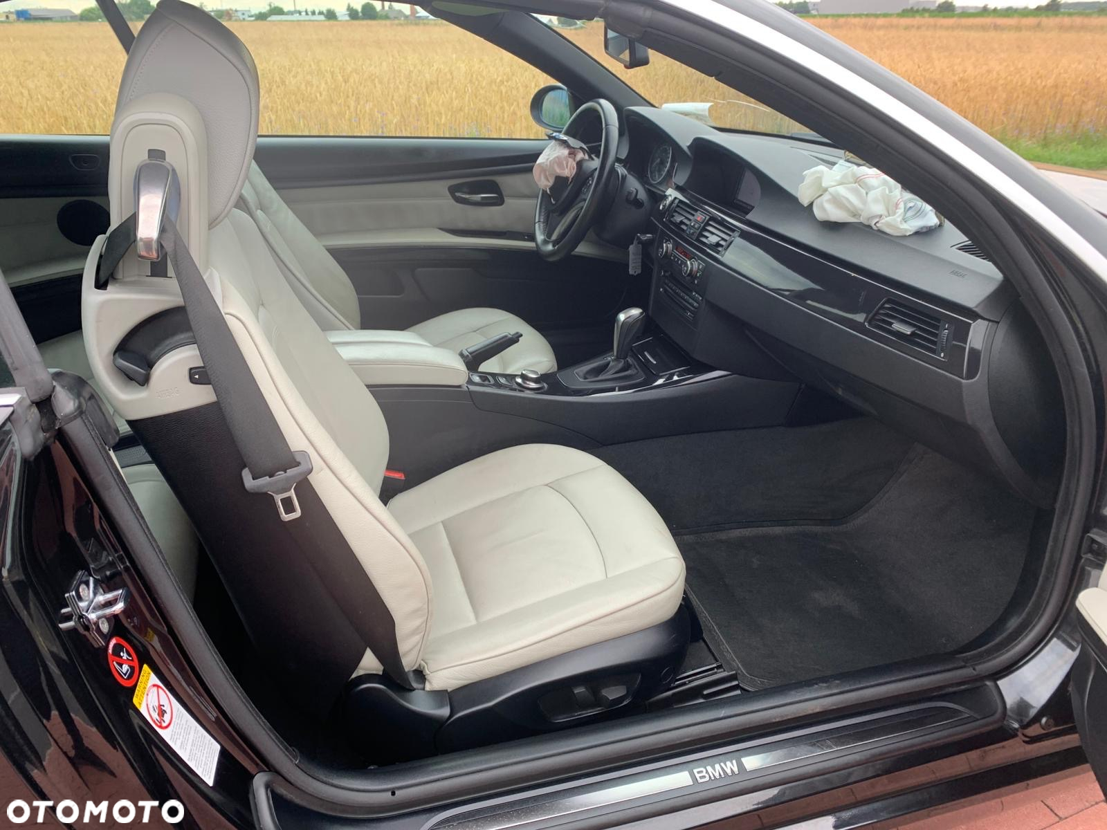 BMW Seria 3 325d DPF Cabrio - 34