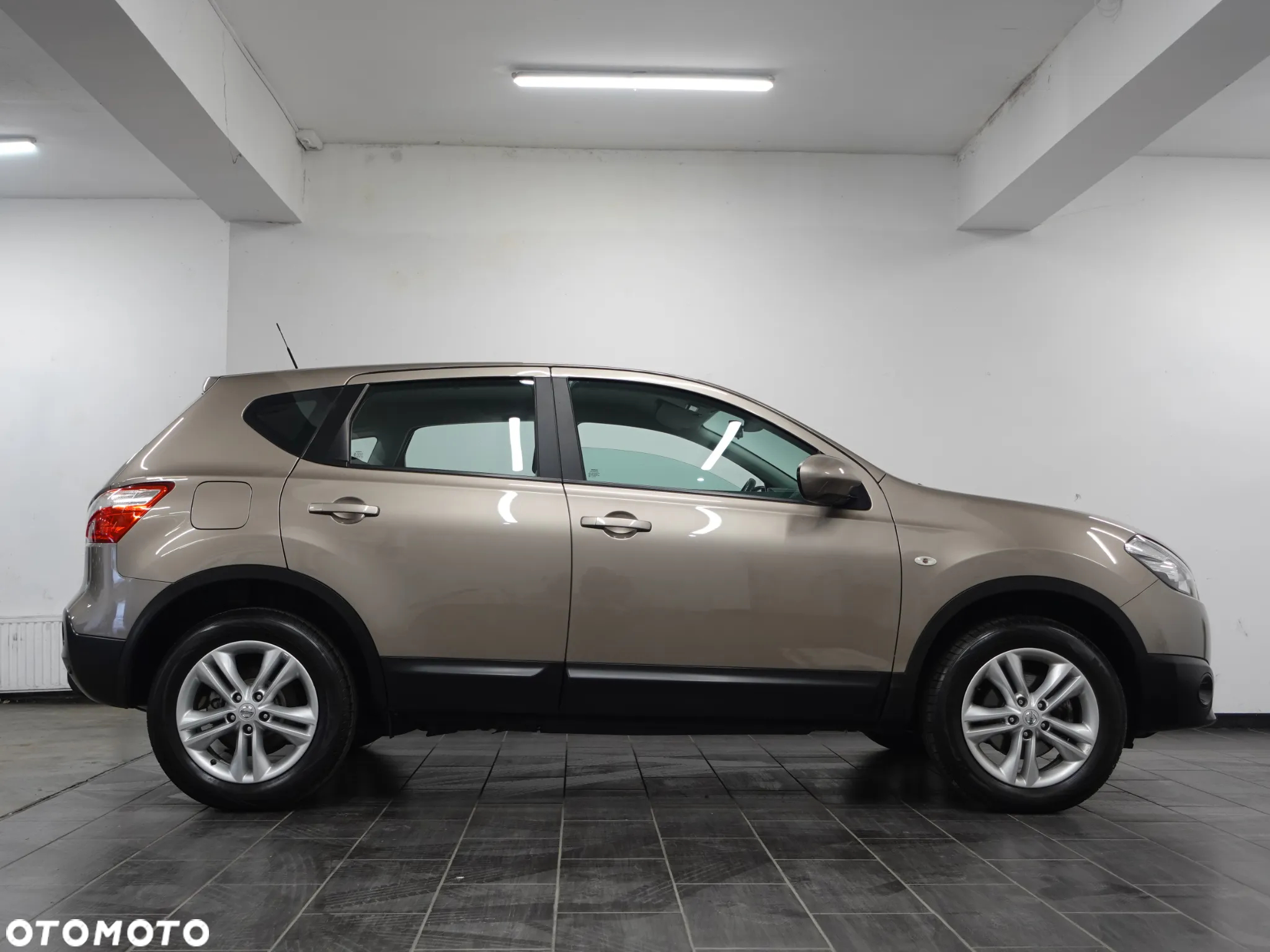 Nissan Qashqai - 11