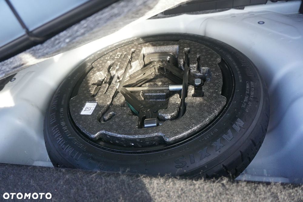 Kia Ceed 1.6 GDI Dream Team Edition - 26