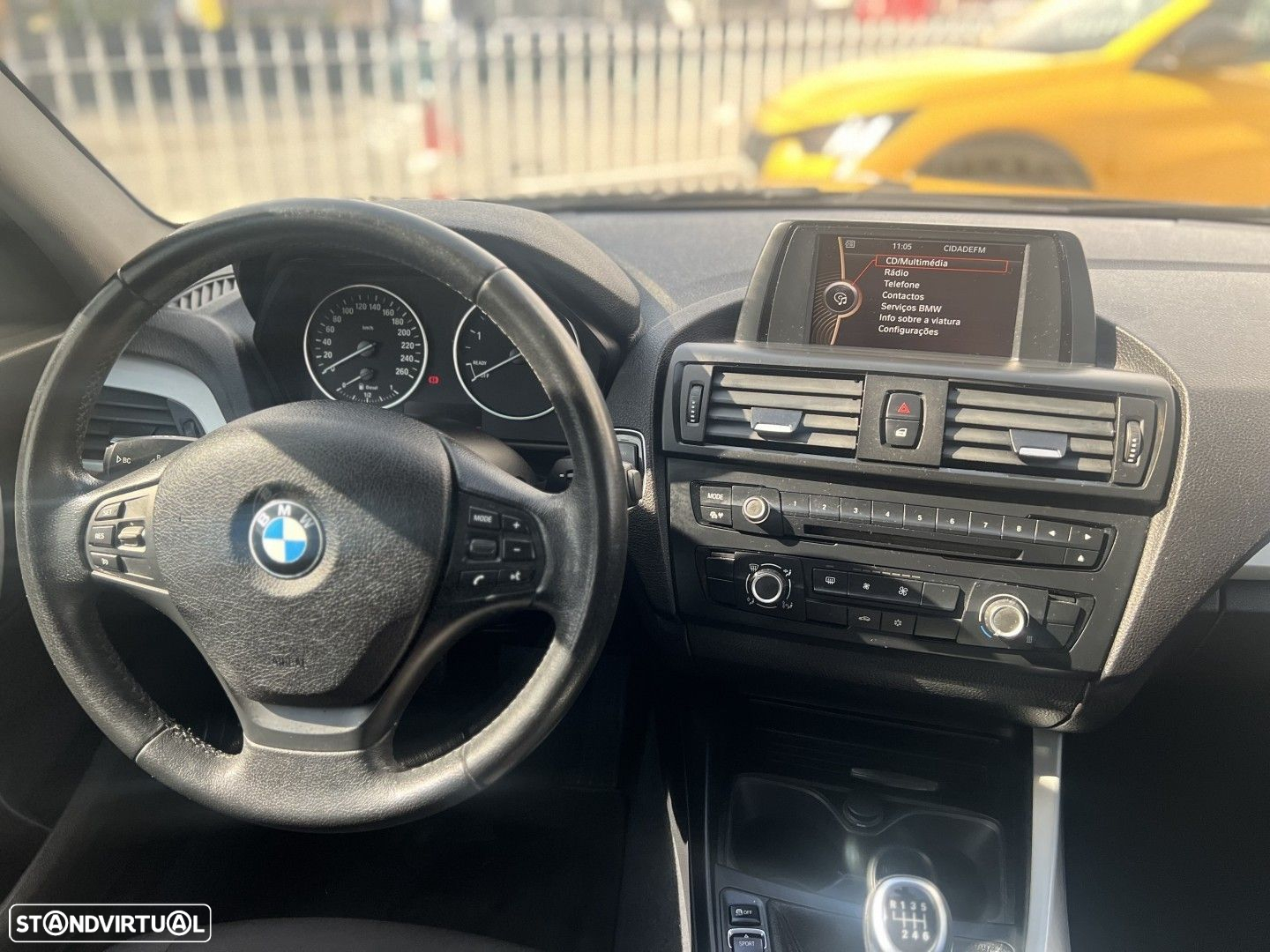 BMW 116 d Line Urban - 15