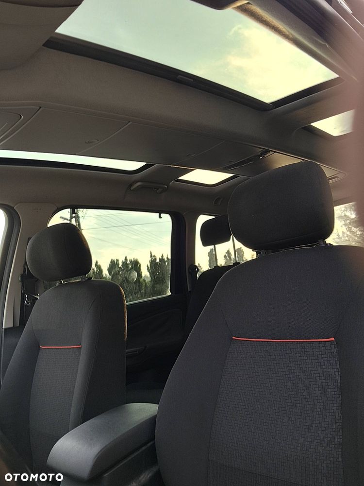Ford Galaxy 2.0 TDCi Ghia - 20
