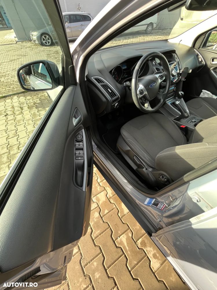 Ford Focus 1.0 EcoBoost Start Stop Titanium - 11