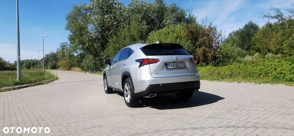 Lexus NX 200t - 7