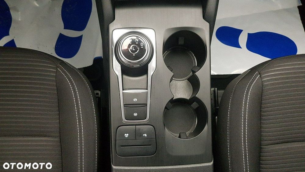 Ford Kuga - 26
