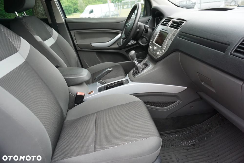 Ford Kuga 2.0 TDCi 2x4 Trend - 16