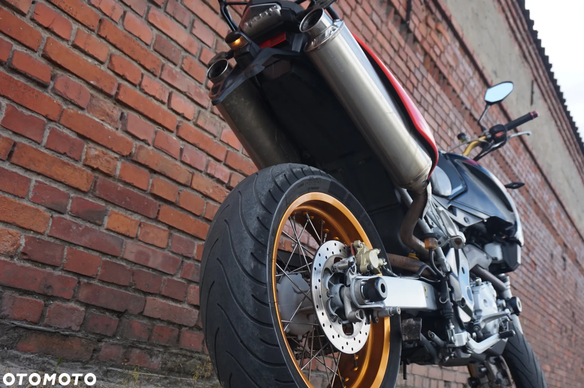 Aprilia Pegaso - 12