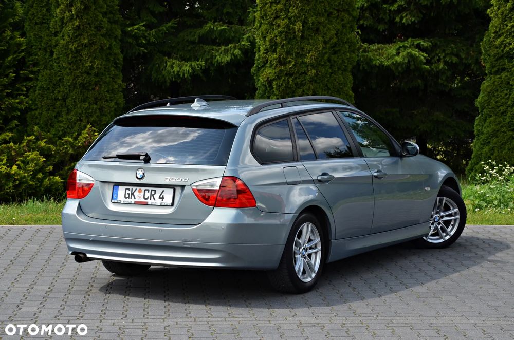 BMW Seria 3 320d DPF Touring Edition Fleet Exclusive - 4