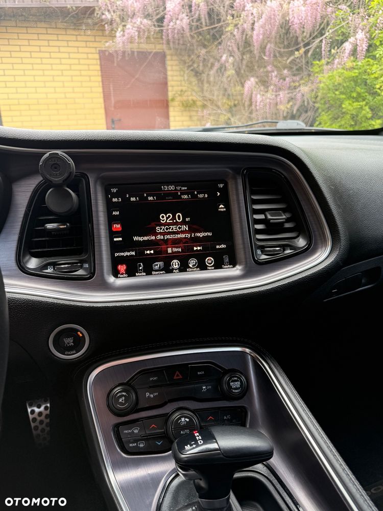 Dodge Challenger 5.7 R/T - 19