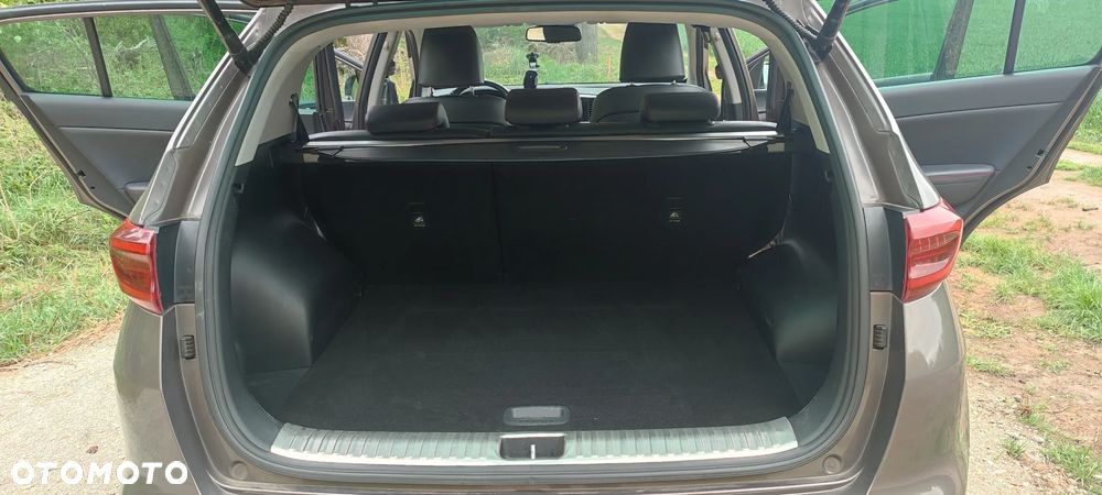 Kia Sportage 1.6 GDI L 2WD - 12
