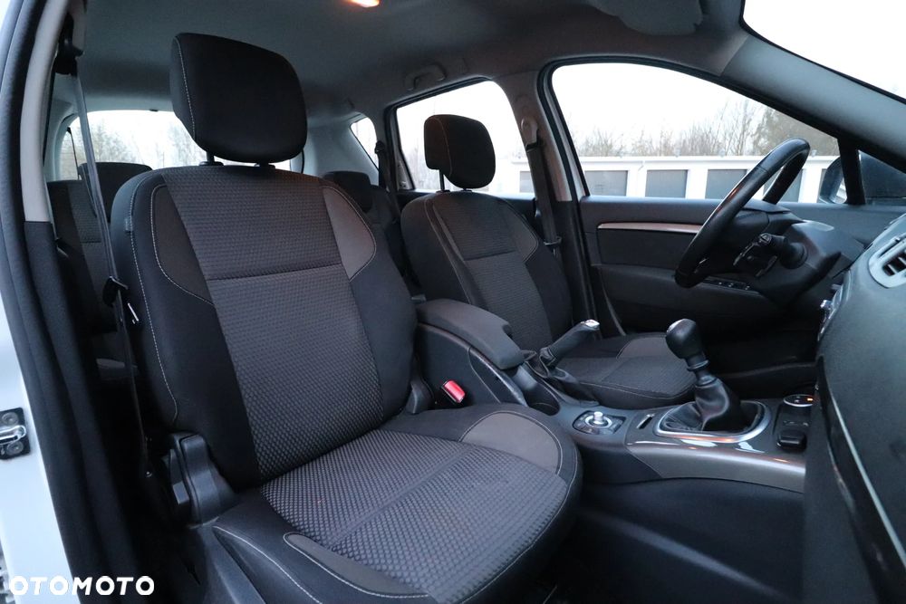 Renault Scenic ENERGY TCe 115 S&S Xmod Paris - 17