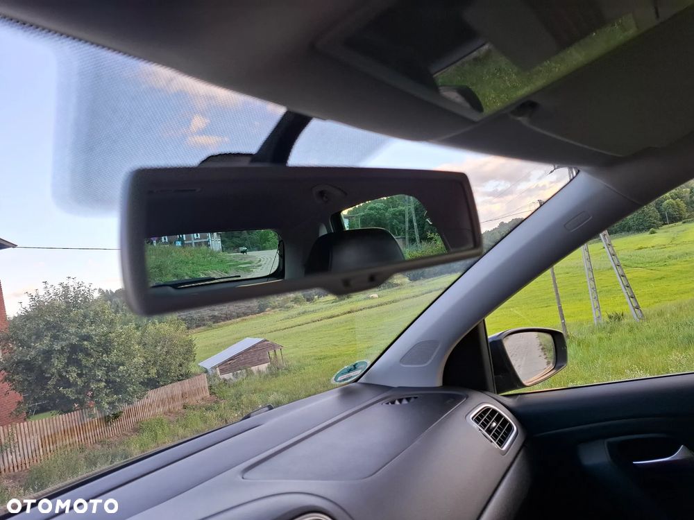 Volkswagen Polo - 29