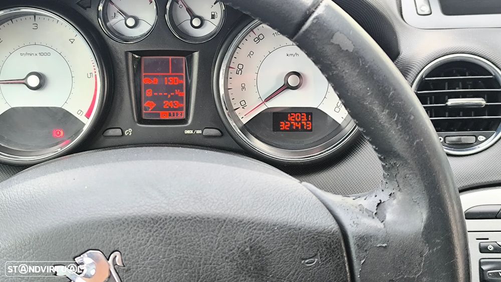 Peugeot 308 SW 1.6 HDi SE Navteq - 33