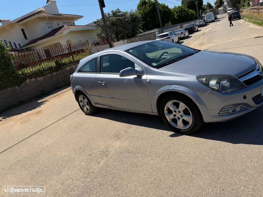 Opel Astra GTC 1.3 CDTI - 2