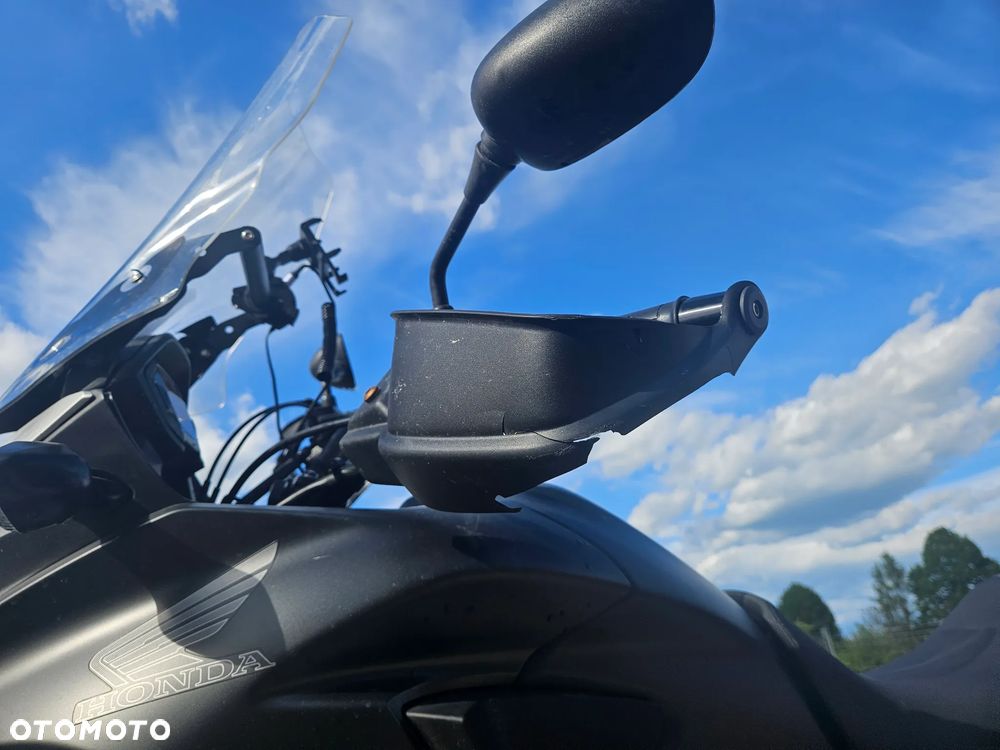 Honda CB - 10