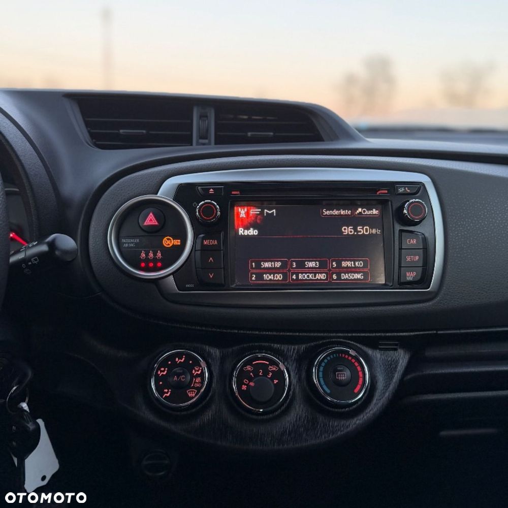 Toyota Yaris - 27