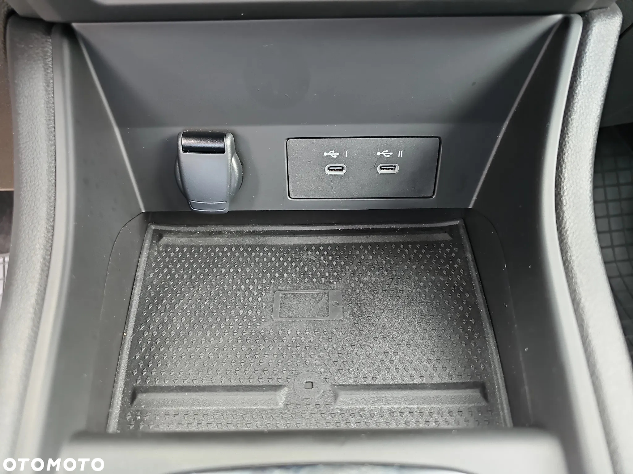 Renault Captur 1.0 TCe Techno - 28