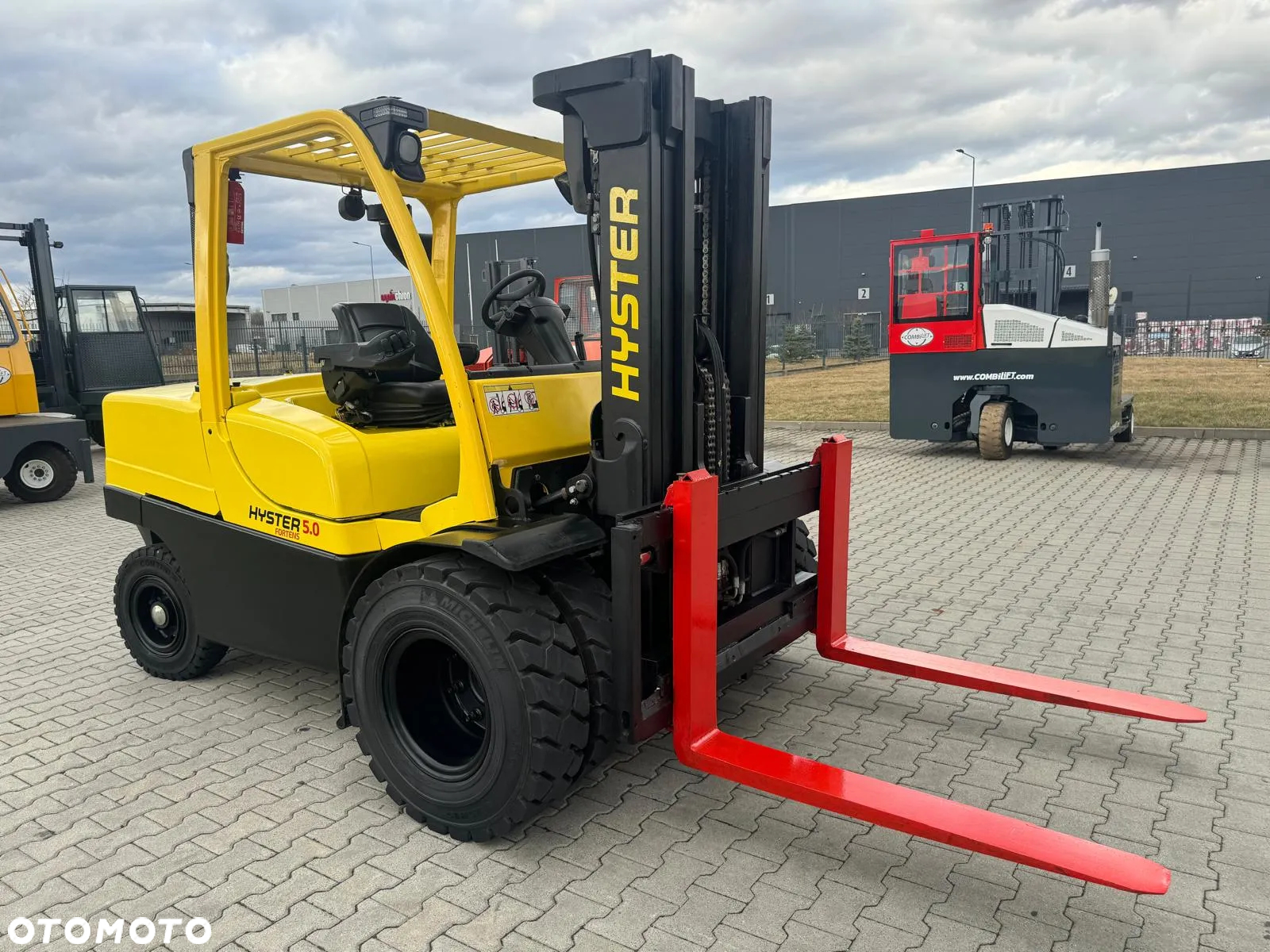 Hyster 5.5 FT // Diesel // 5000 kg //Triplex //Wersja kontenerowa - 7