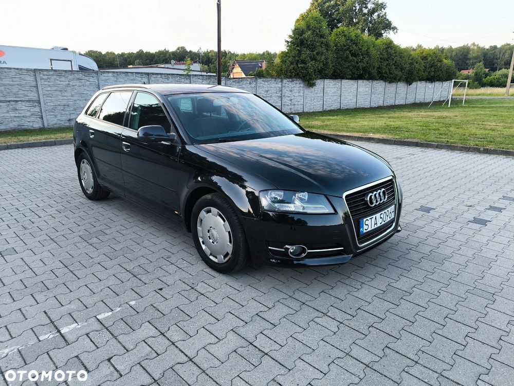 Audi A3 Sportback - 3