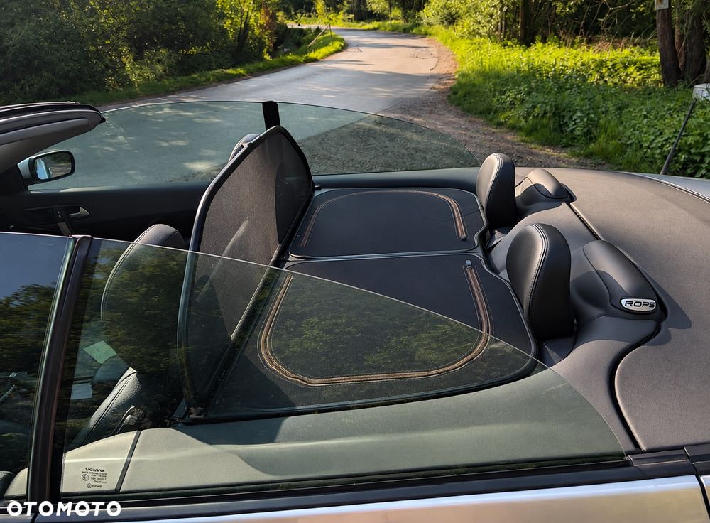 Volvo C70 2.4i Momentum - 13