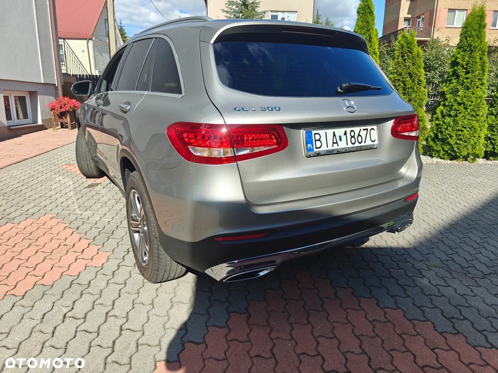 Mercedes-Benz GLC - 4