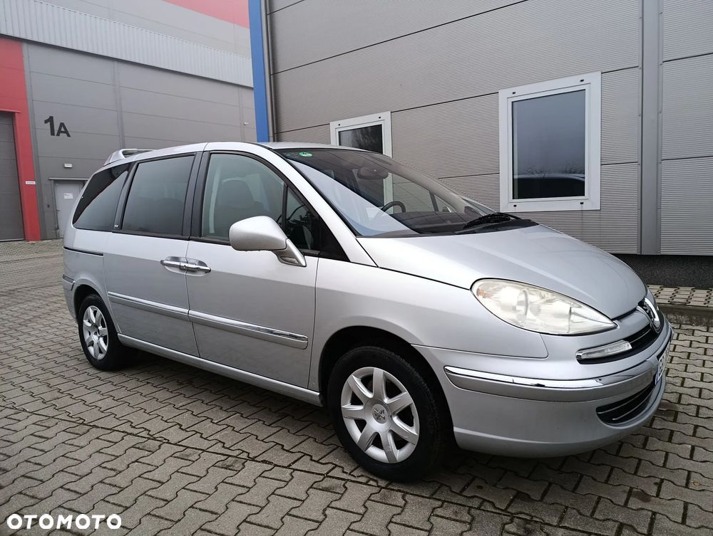 Peugeot 807 HDi 165 Family - 15