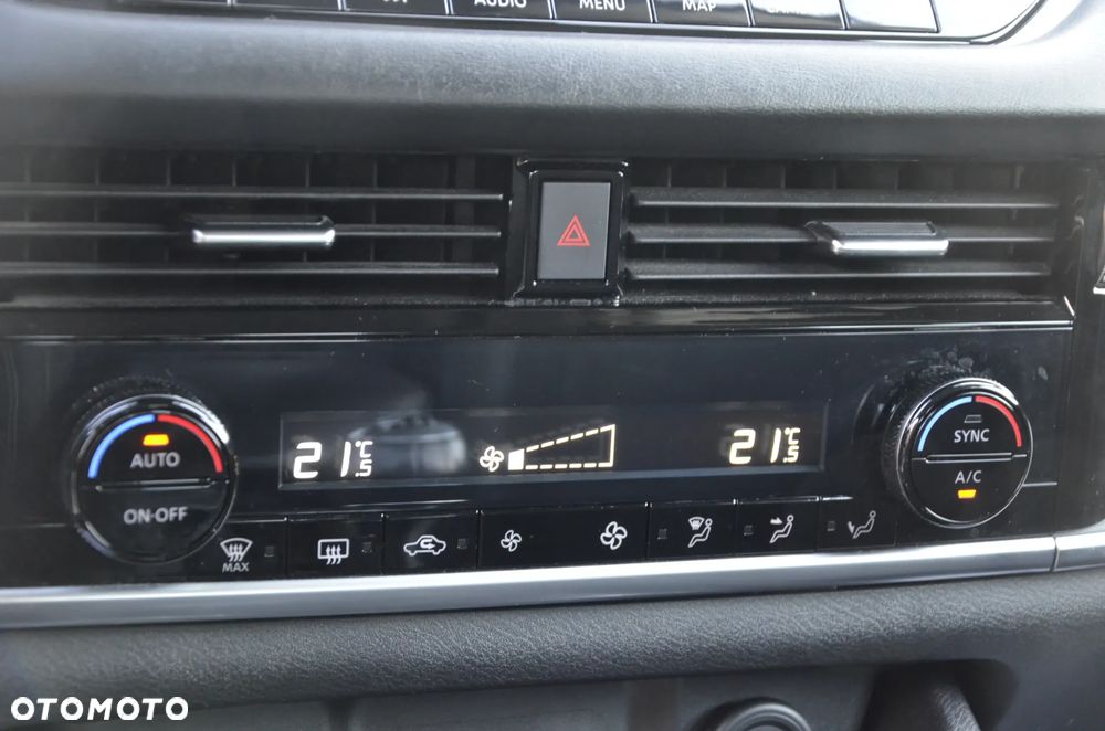 Nissan Qashqai - 30