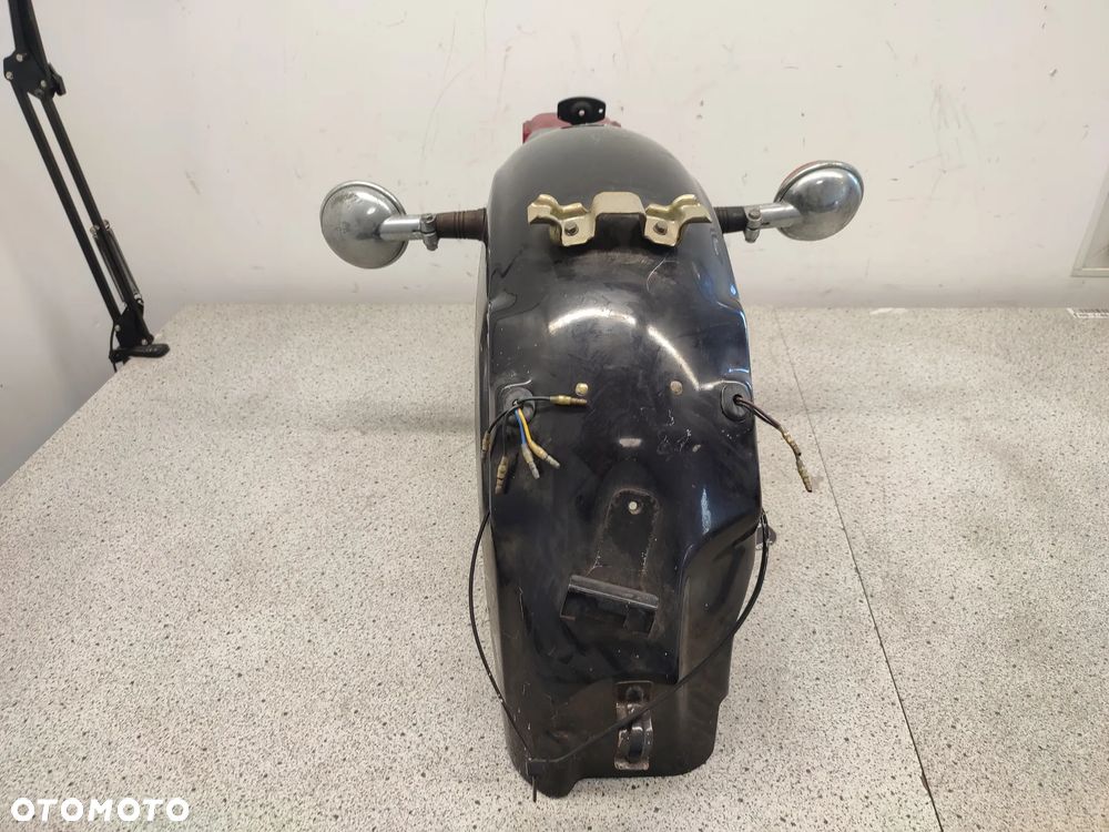 Błotnik tył, tylny, lampa tył, nadkole, kierunkowskazy Yamaha XV125 XV 125 Virago 125 - 3