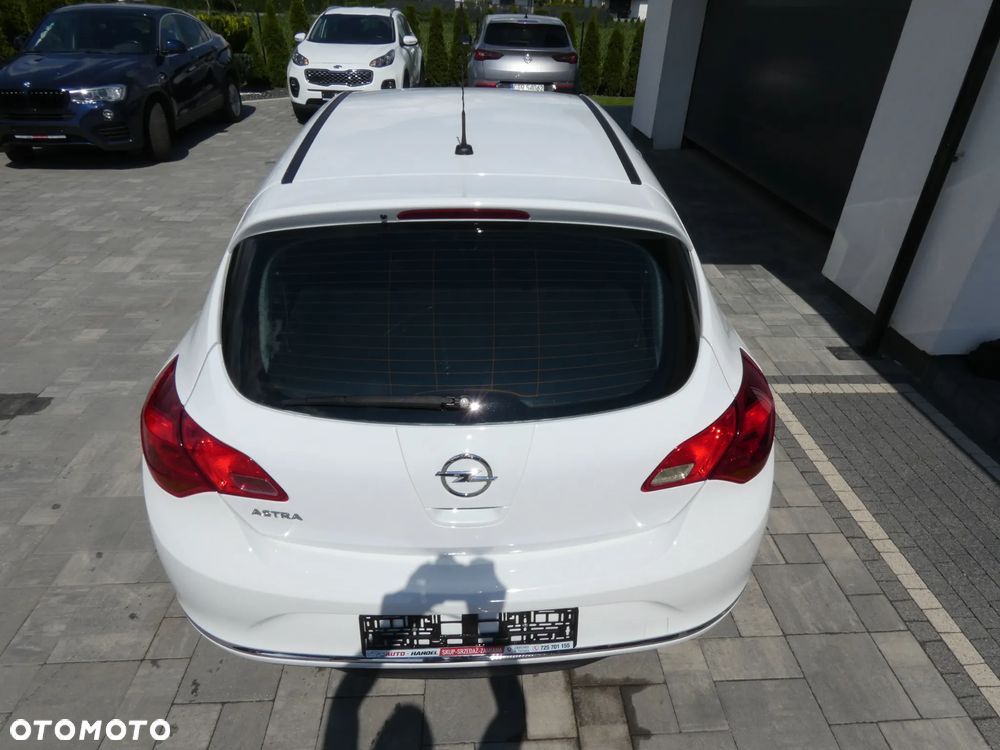 Opel Astra 1.6 Active EU6 - 10