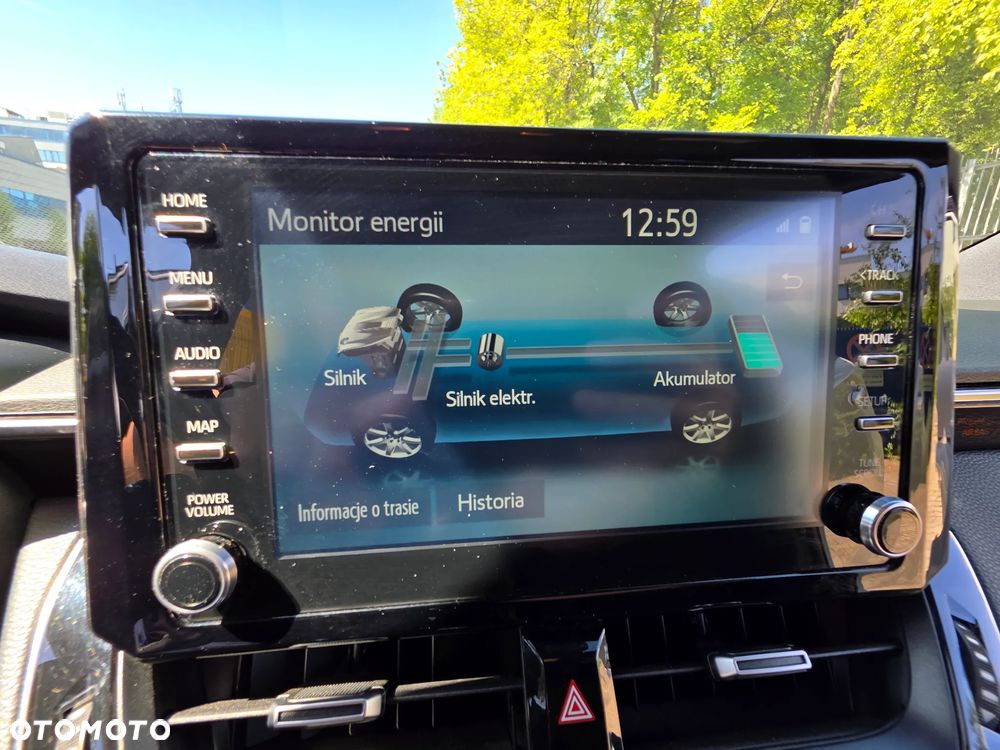 Toyota Corolla 1.8 Hybrid Comfort - 28