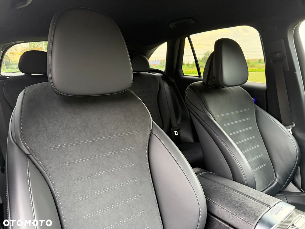 Mercedes-Benz GLC 220 d mHEV 4-Matic AMG Line - 35